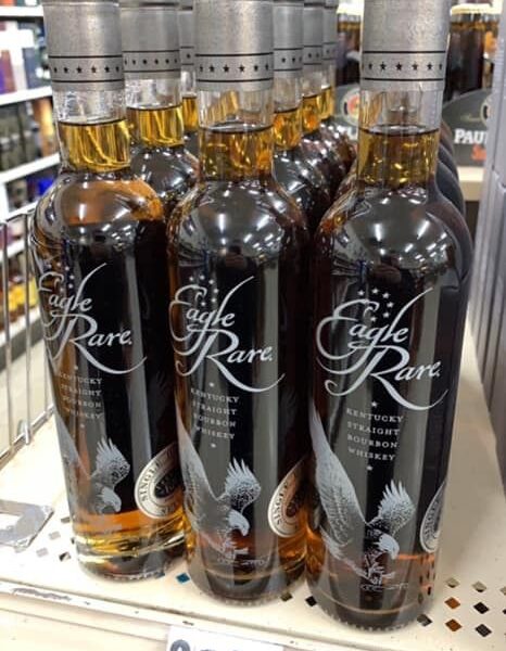 Eagle Rare 10 Year Straight Bourbon Whiskey 700mL